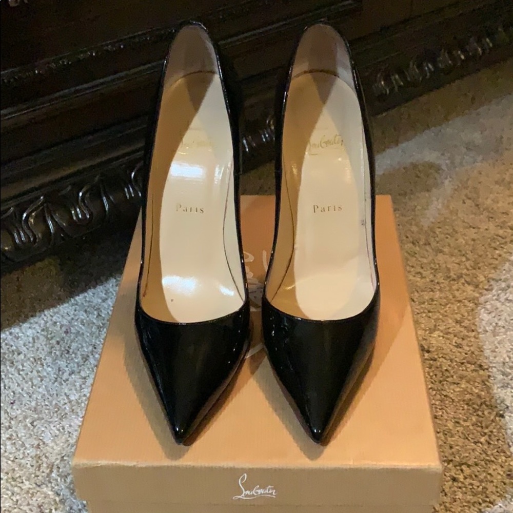 Christian Louboutin So Kate